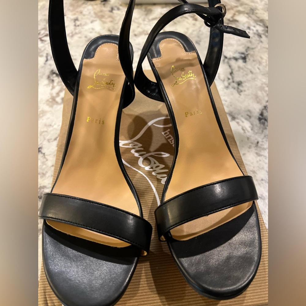 Black Heels Sz 10 Red Bottom